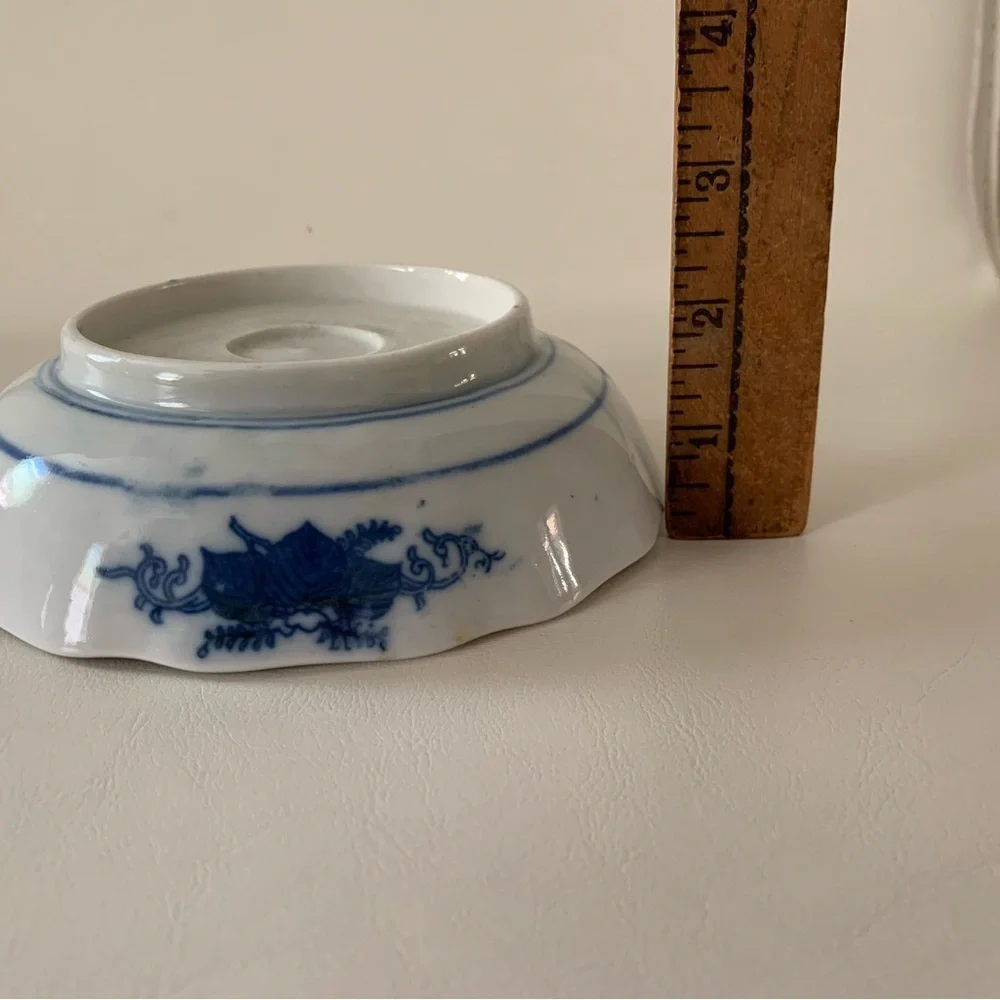 Antique Chinese Colorful Bowl